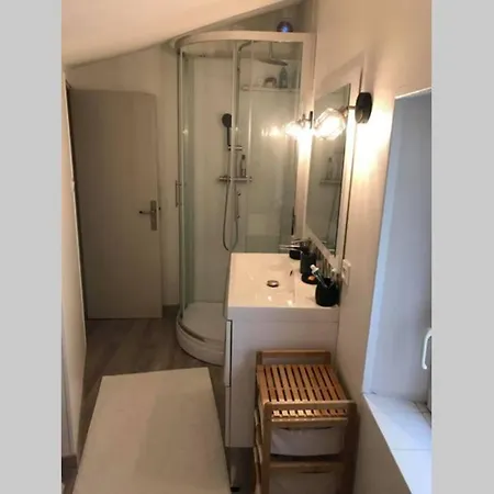 Maisonnette De 43 M² : 1 Chambre شقة